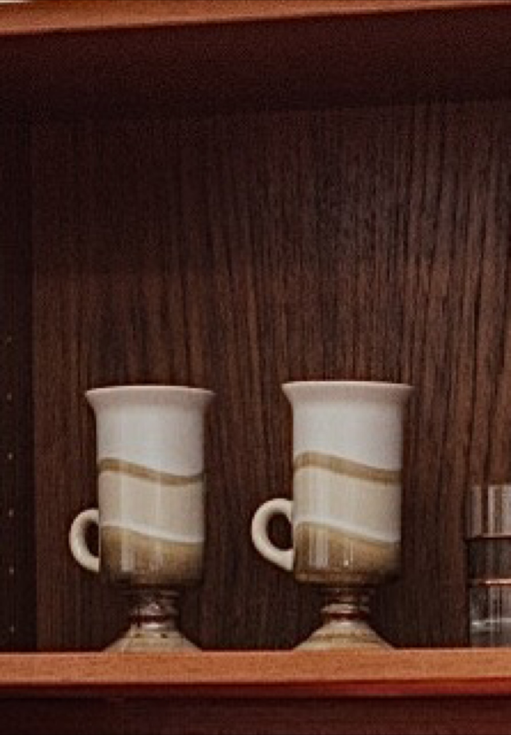 Vintage Made-In-Japan Footed Coffee Mugs - photo 3