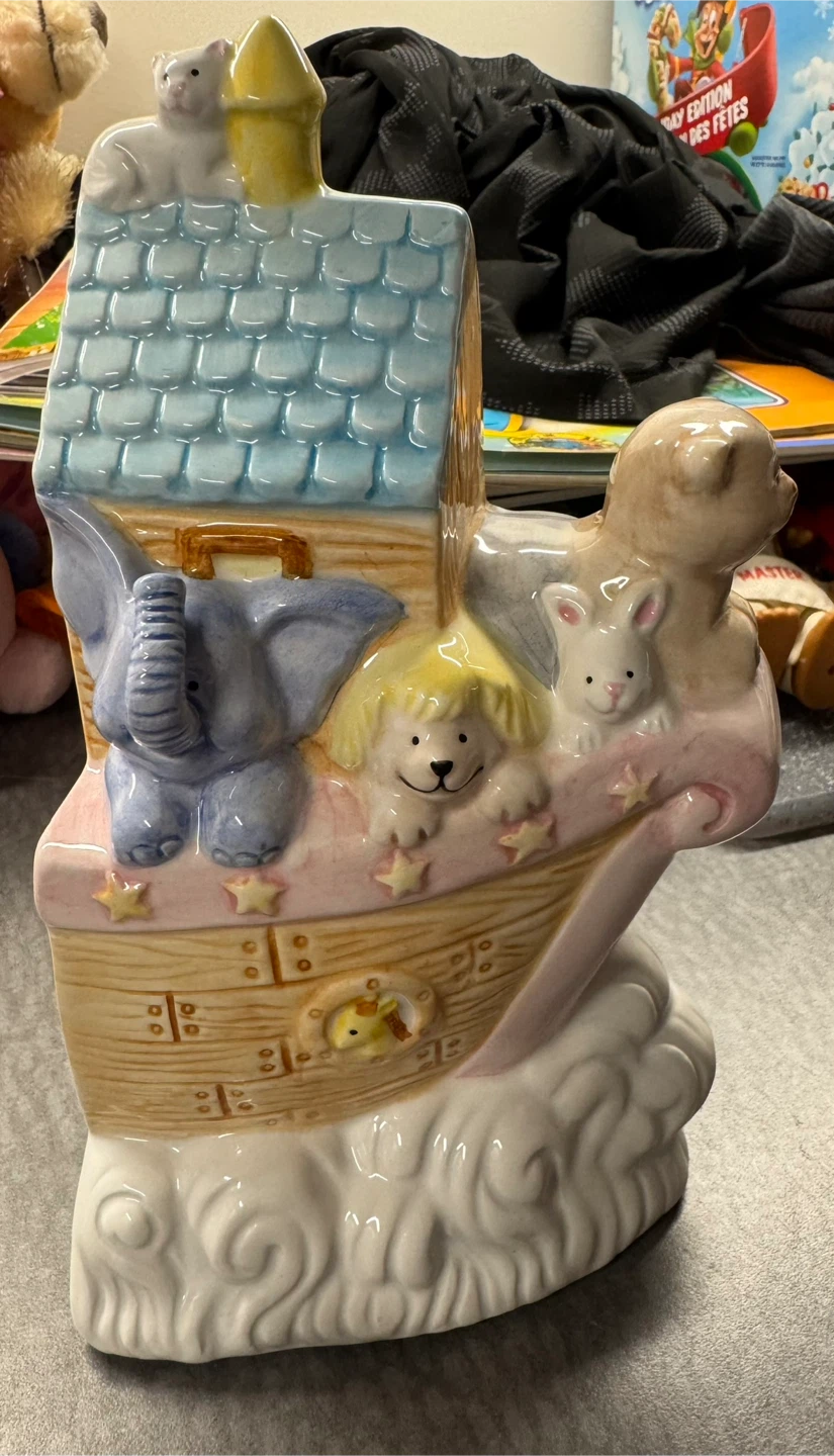 Ceramic Noah's Ark Bookend (only 1 half) - photo 2