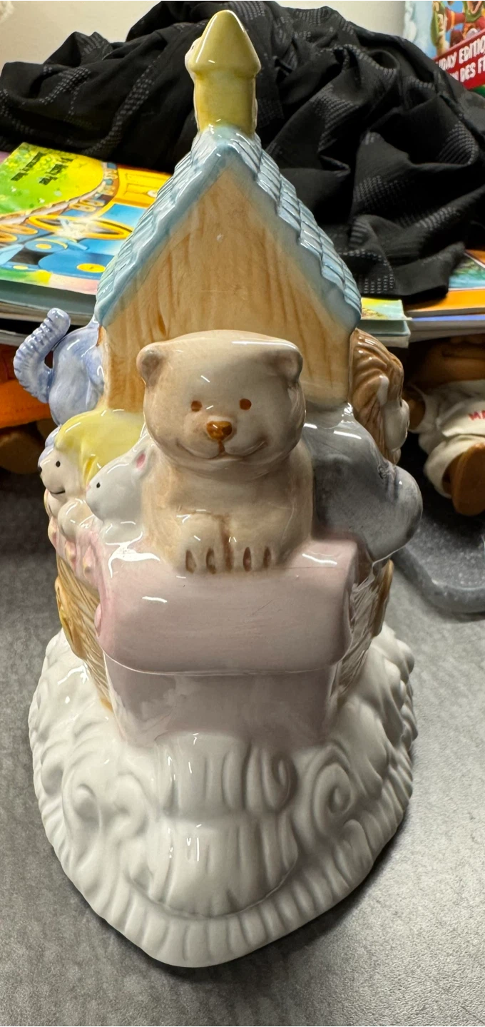 Ceramic Noah's Ark Bookend (only 1 half) - photo 3