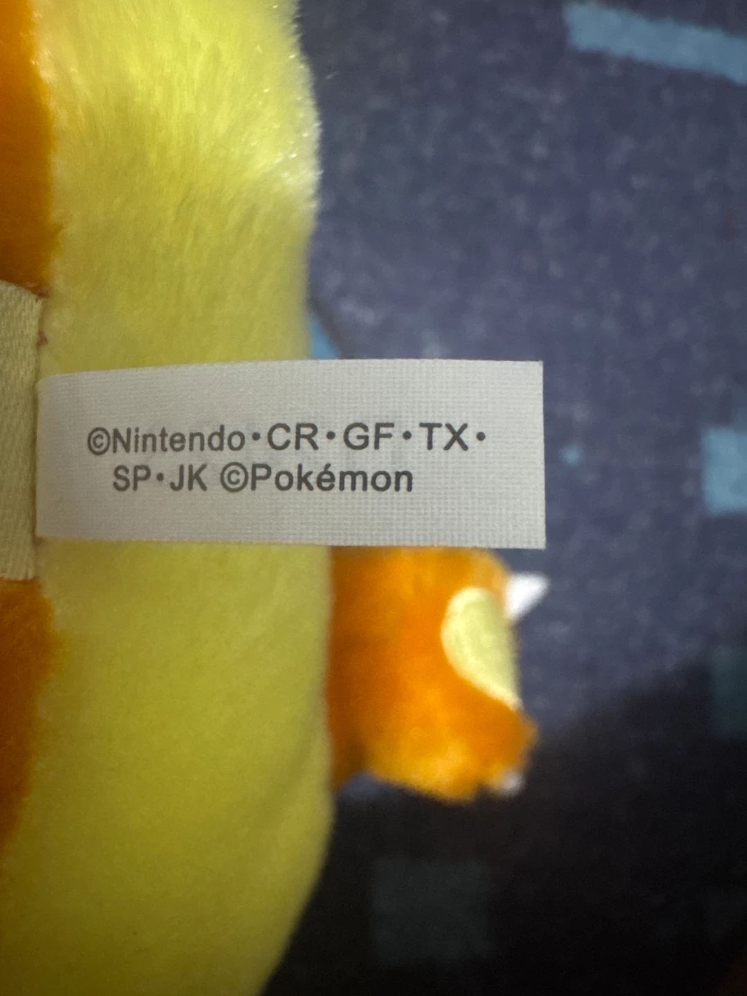 Pokémon Charizard Plush - photo 3