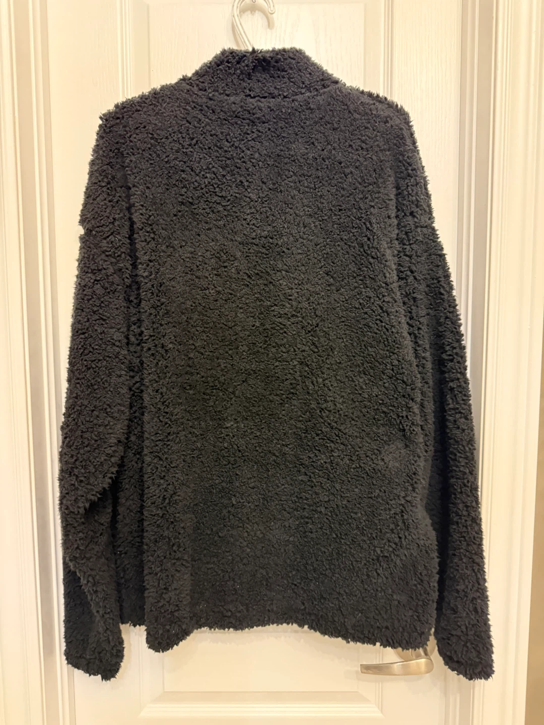 ASOS Black Sherpa Pullover - Size M - photo 2