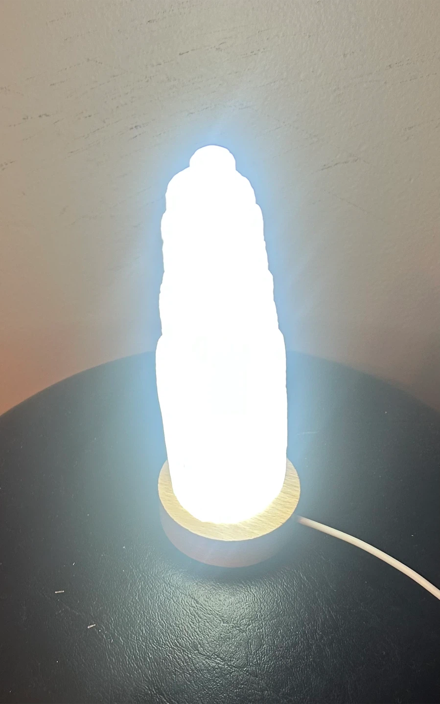 Selinite Tower Lamp - photo 4