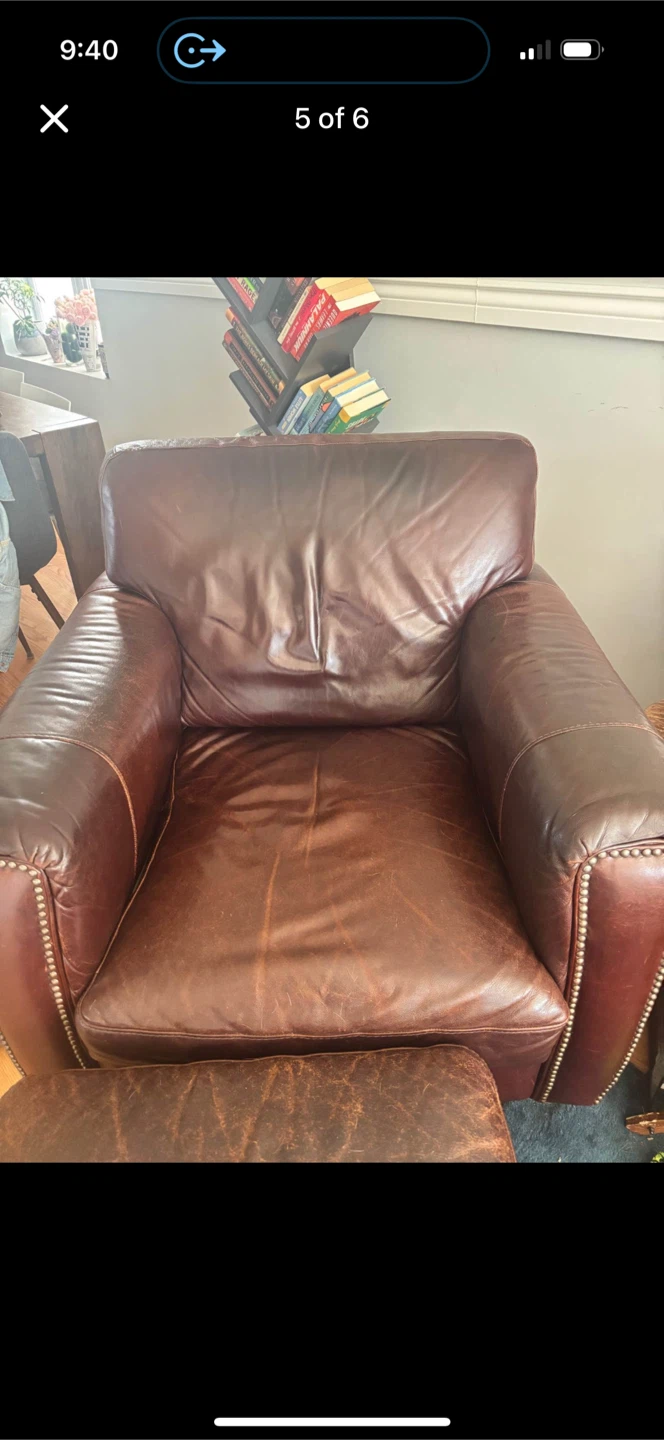 Natuzzi Italian leather couch , chair, ottoman. garage pickup - photo 5