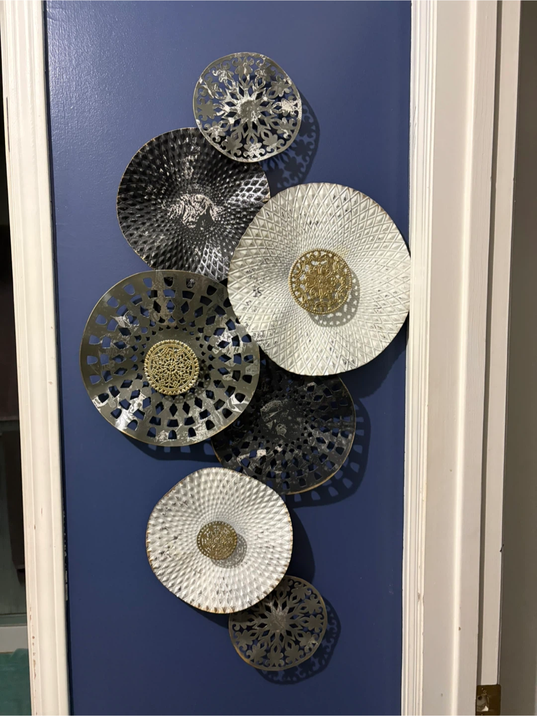 2 Metal Round Wall Decor Pieces