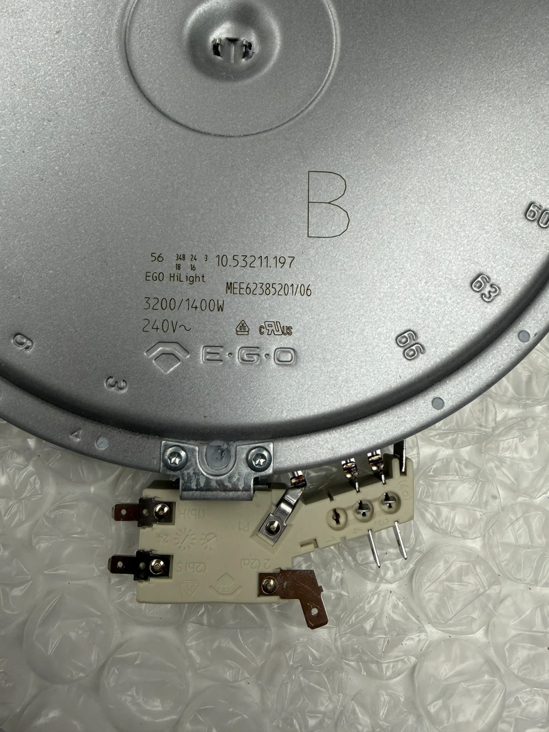 surface element (part number DG47-00067A) - photo 5