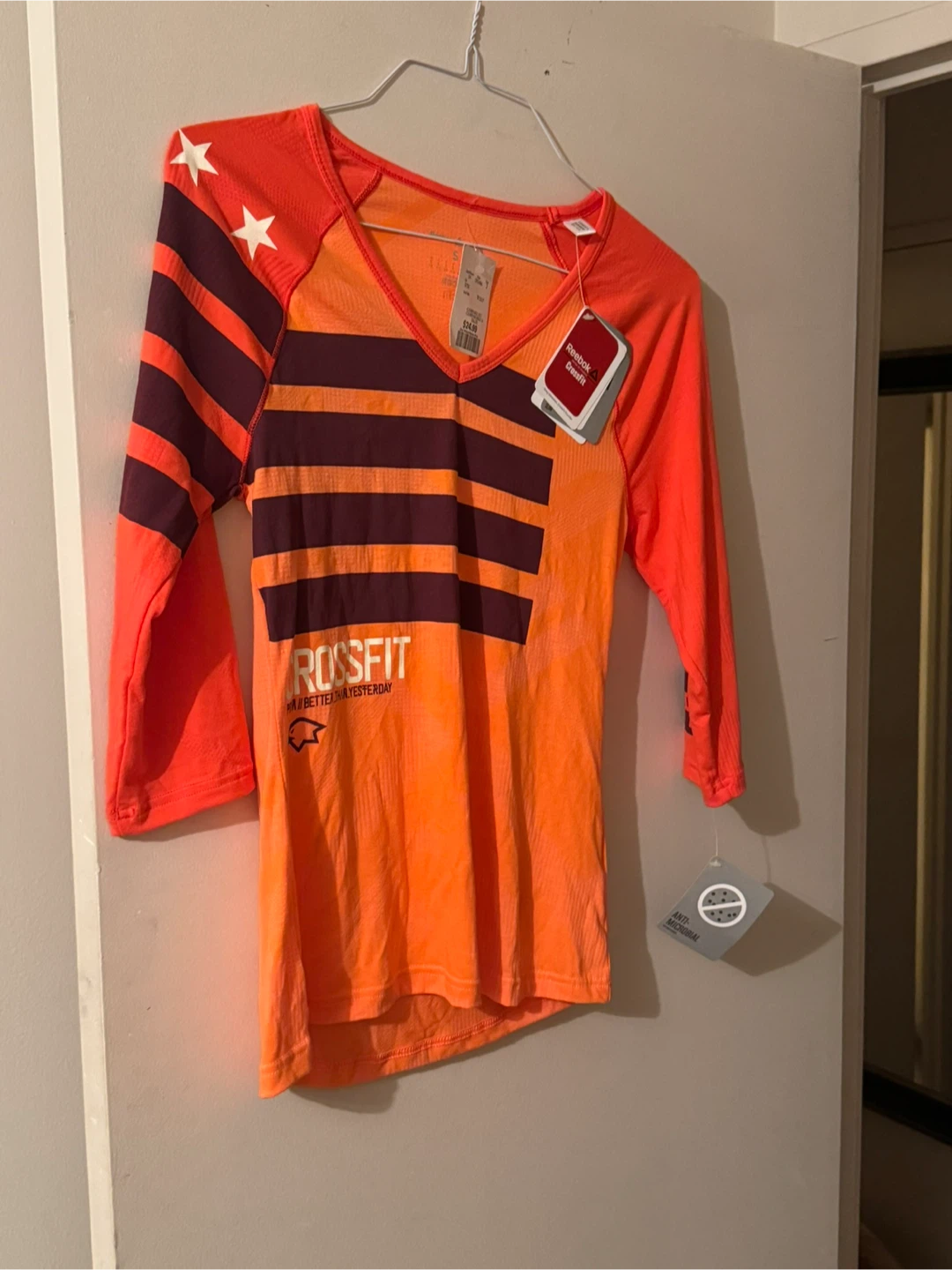 Women’s Reebok CrossFit T-Shirt - Size Small. - photo 2