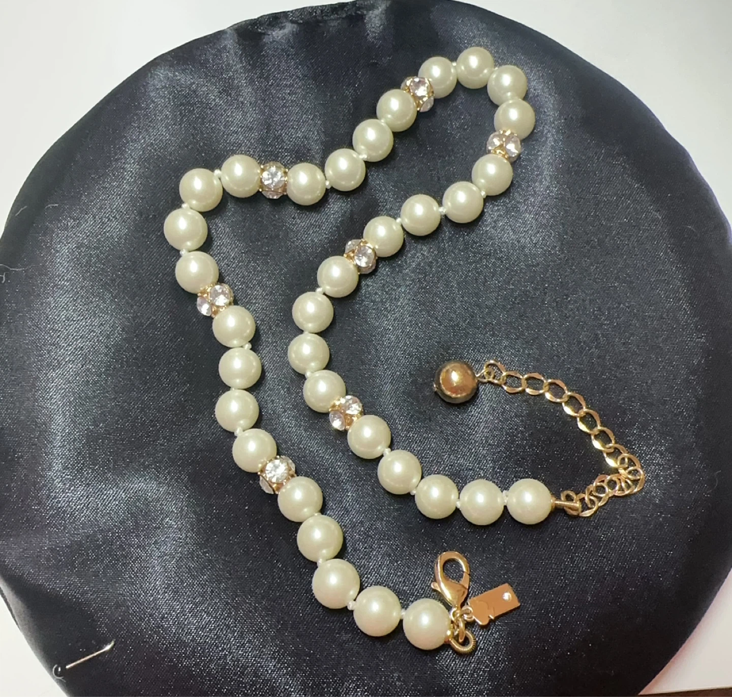 Kate Spade Lady Marmalade Crystall Ball /pearl Necklace