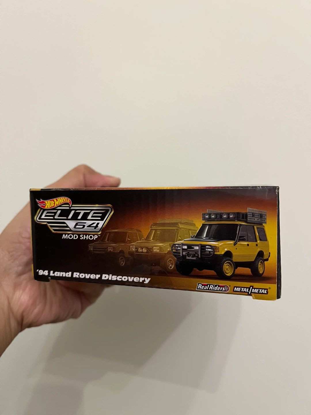 Hot Wheels Elite 64 '94 Land Rover Discovery Mod Shop - photo 3