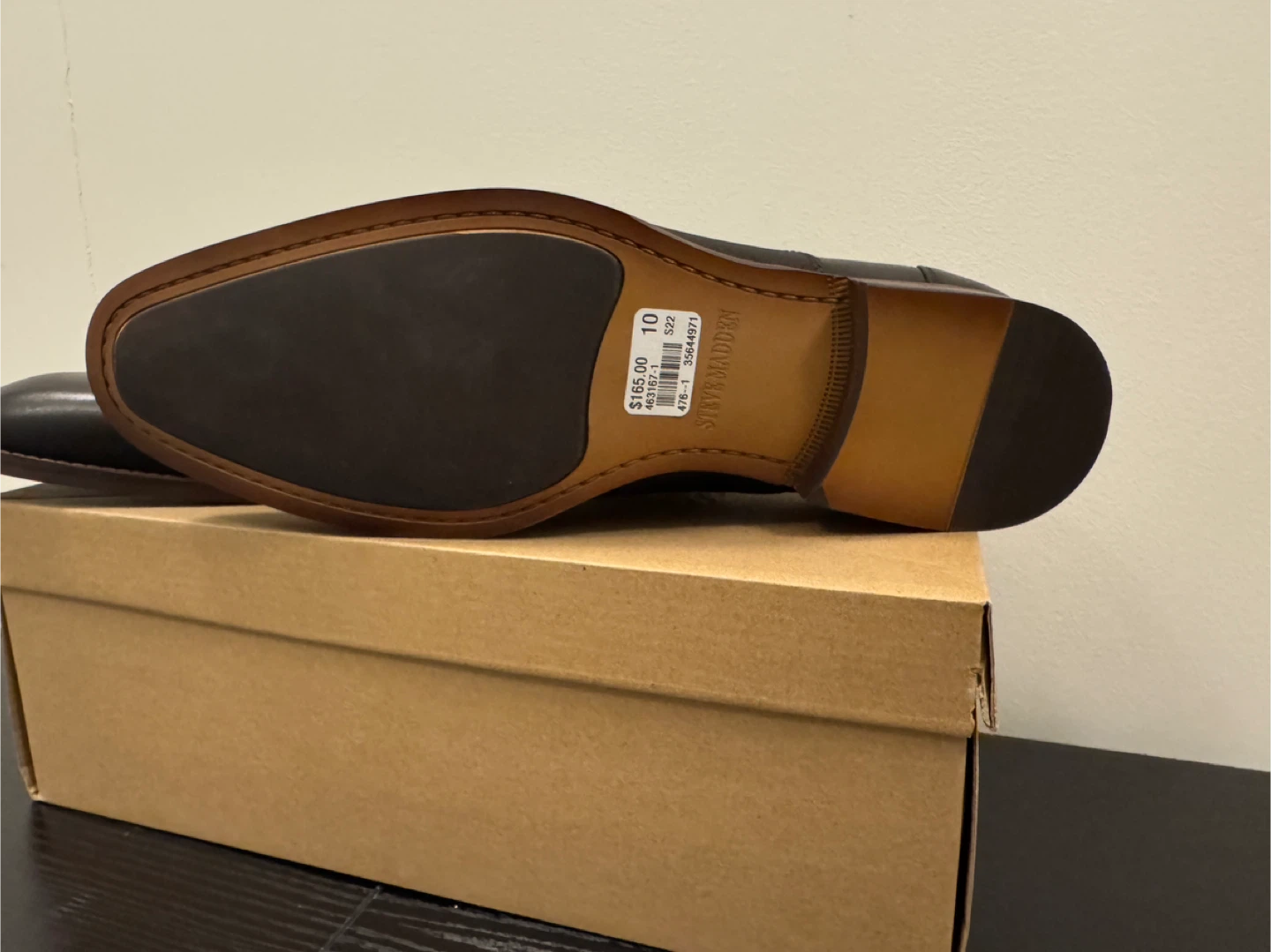 Steve Madden Black Leather Dress Shoes - Size 10 - photo 2