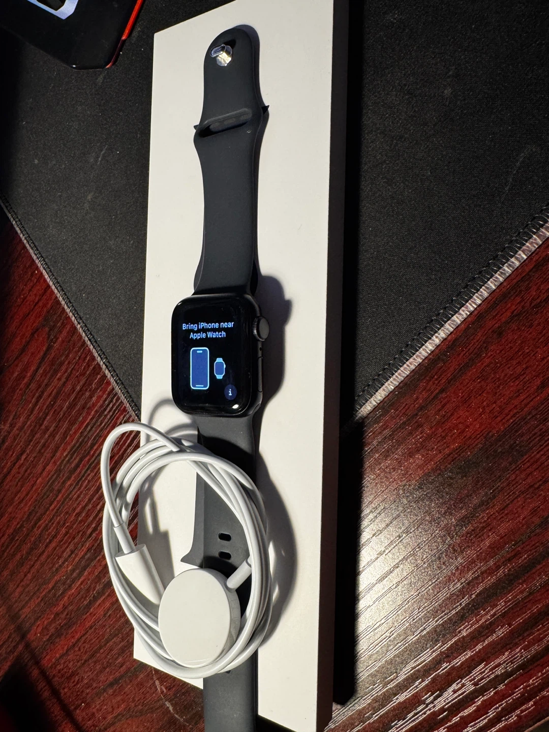 Apple Watch SE (GPS) 40mm – Midnight
