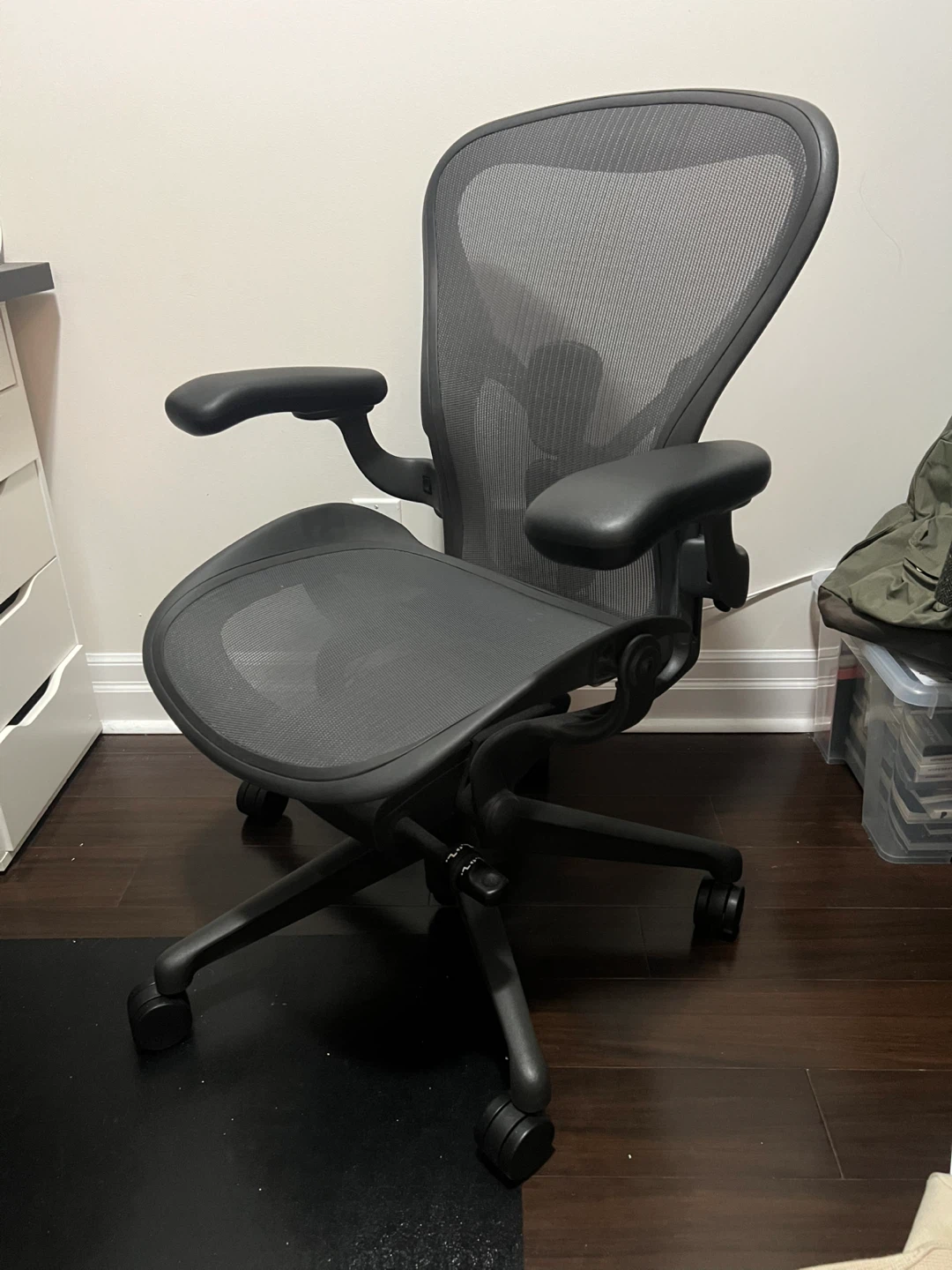 Herman Miller Aeron size B