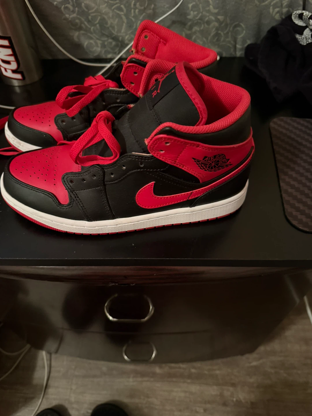 Air Jordan 1 Mid Black/Red - photo 4