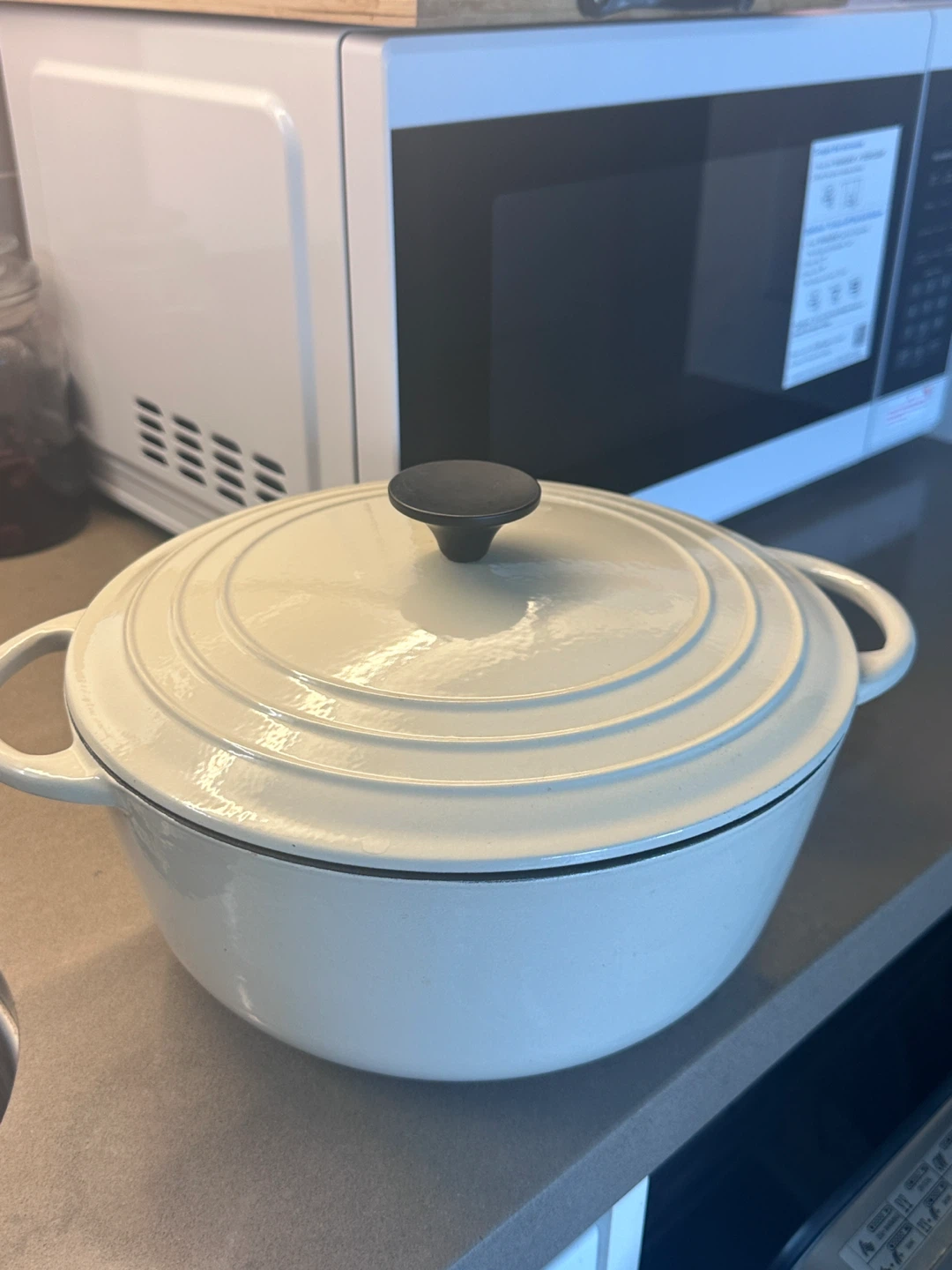 White Enamel Dutch Oven