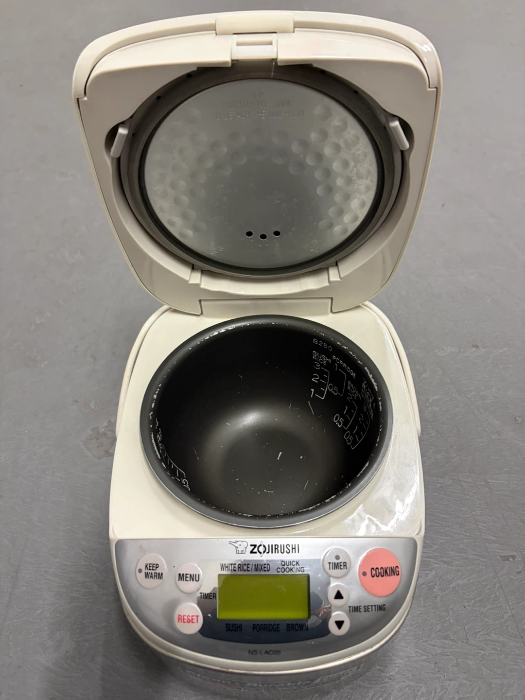 Zojirushi Rice Cooker - photo 3