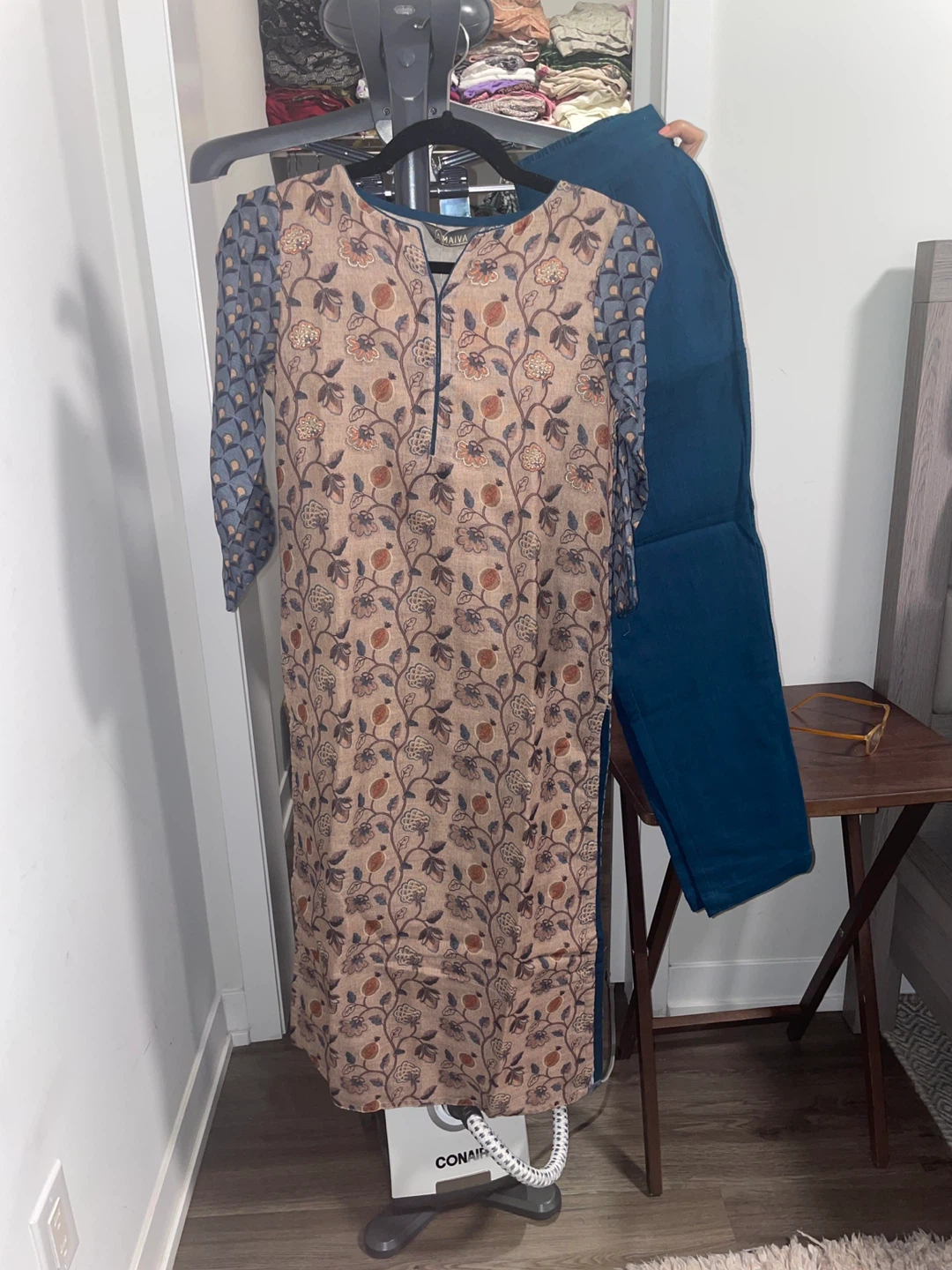 Amaiva Floral Print Kurti with Pants