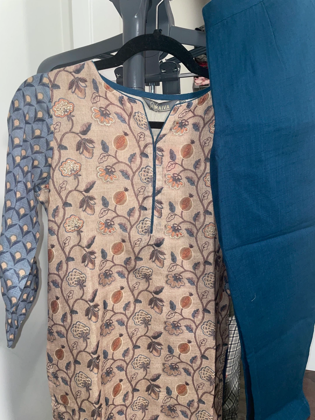Amaiva Floral Print Kurti with Pants - photo 2