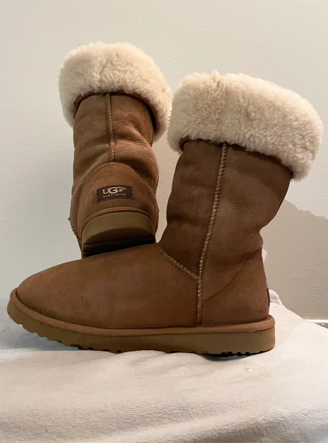 UGG Australia Boots Classic Tall 5815, Size W8 - photo 2