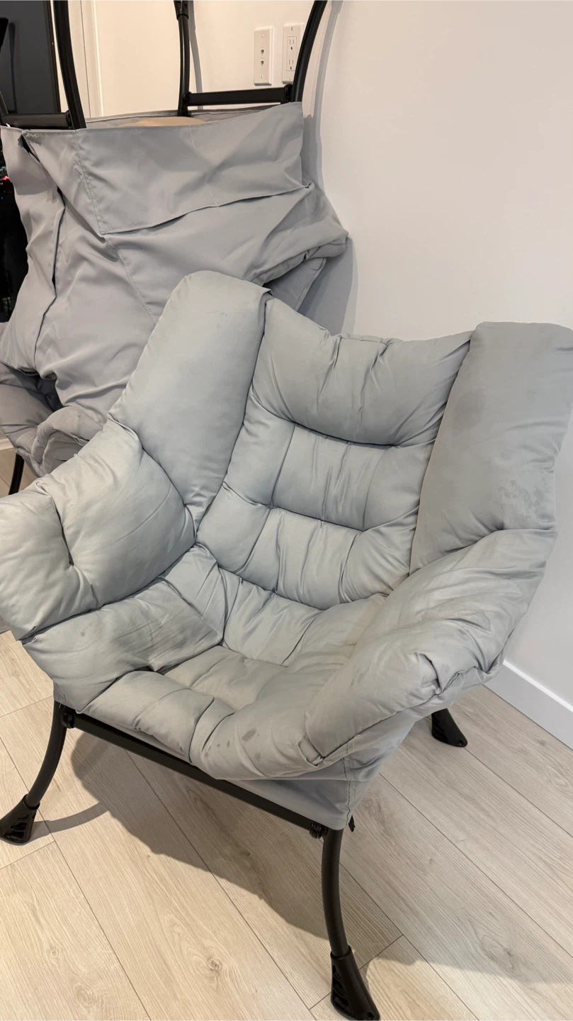 Comfy indoor/outdoor chairs