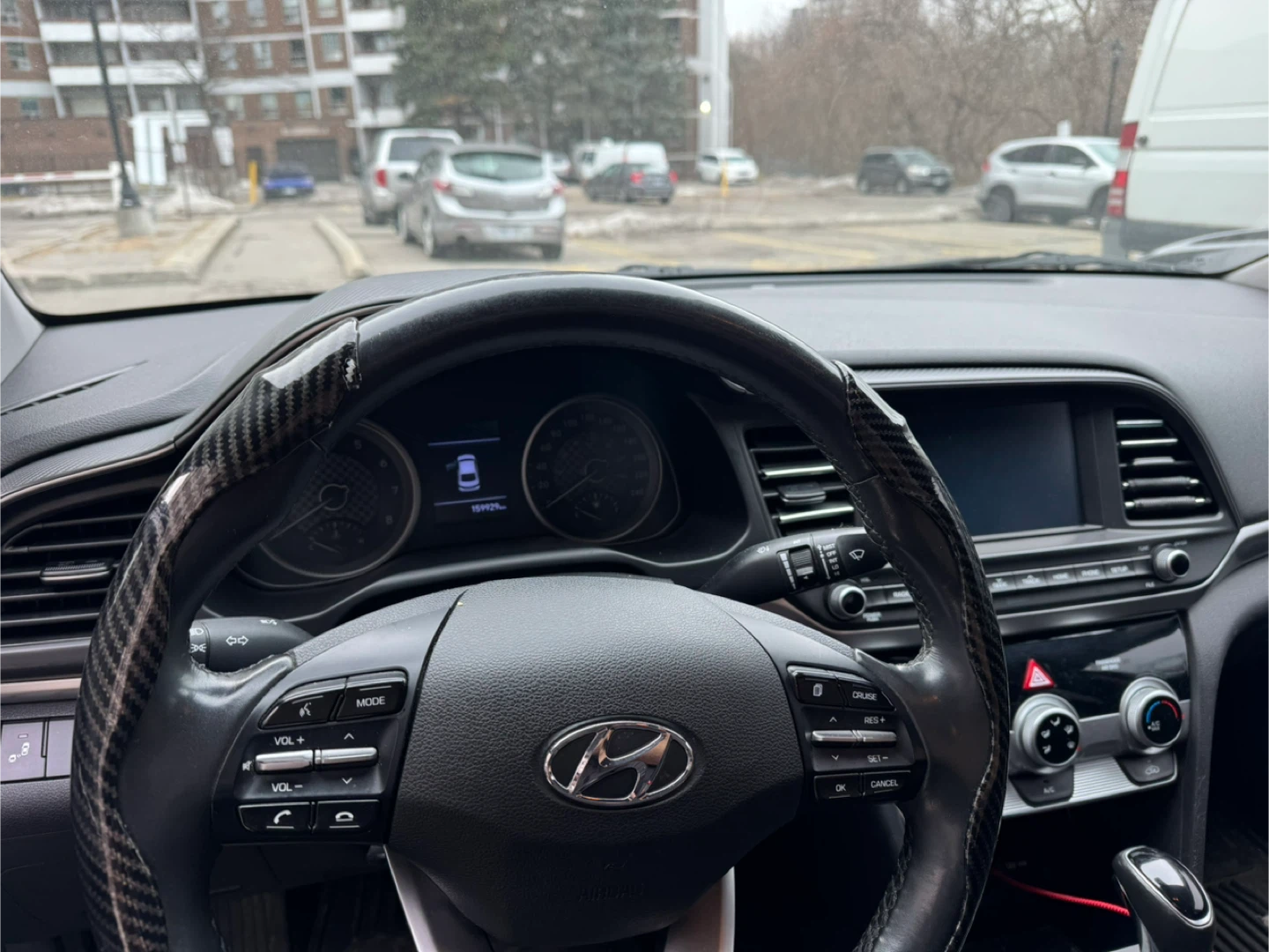 Hyundai Elantra 2020 – Silver – 160k km – $13,800 (Negotiable) - photo 4