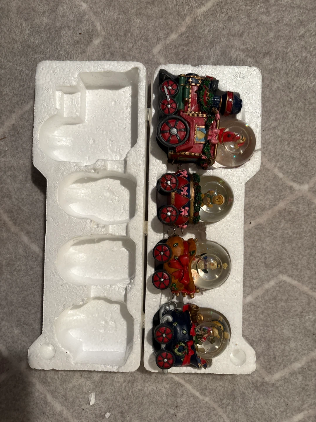 Christmas Train Snow Globe Set