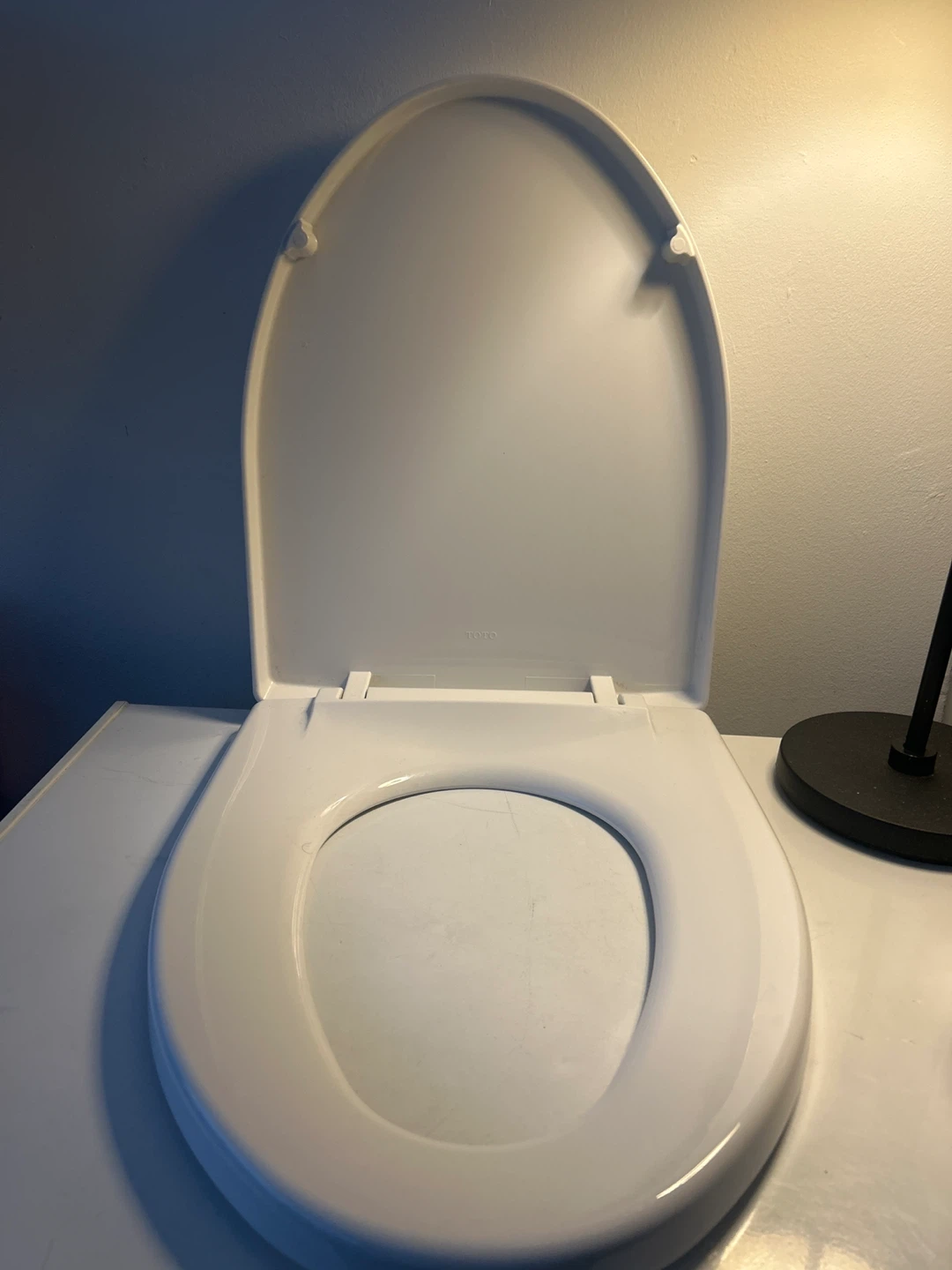 TOTO White Toilet Seat - photo 4