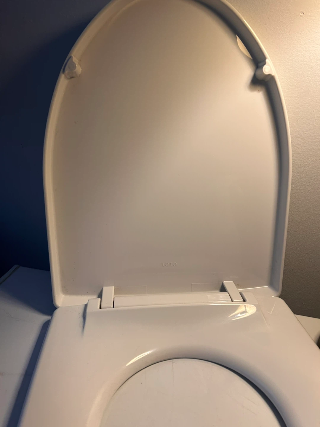 TOTO White Toilet Seat - photo 2