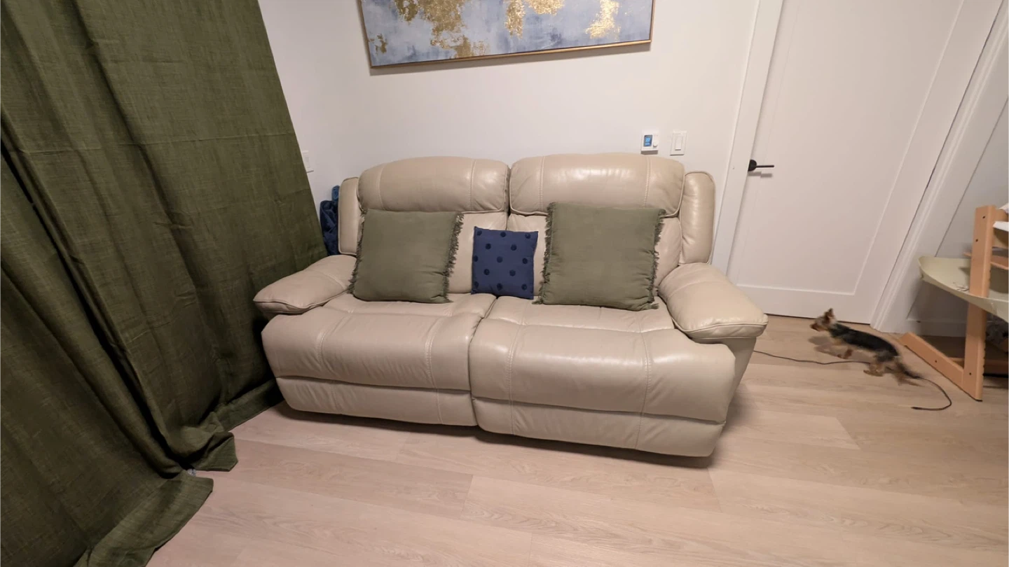 Leather Reclining Loveseat - photo 3