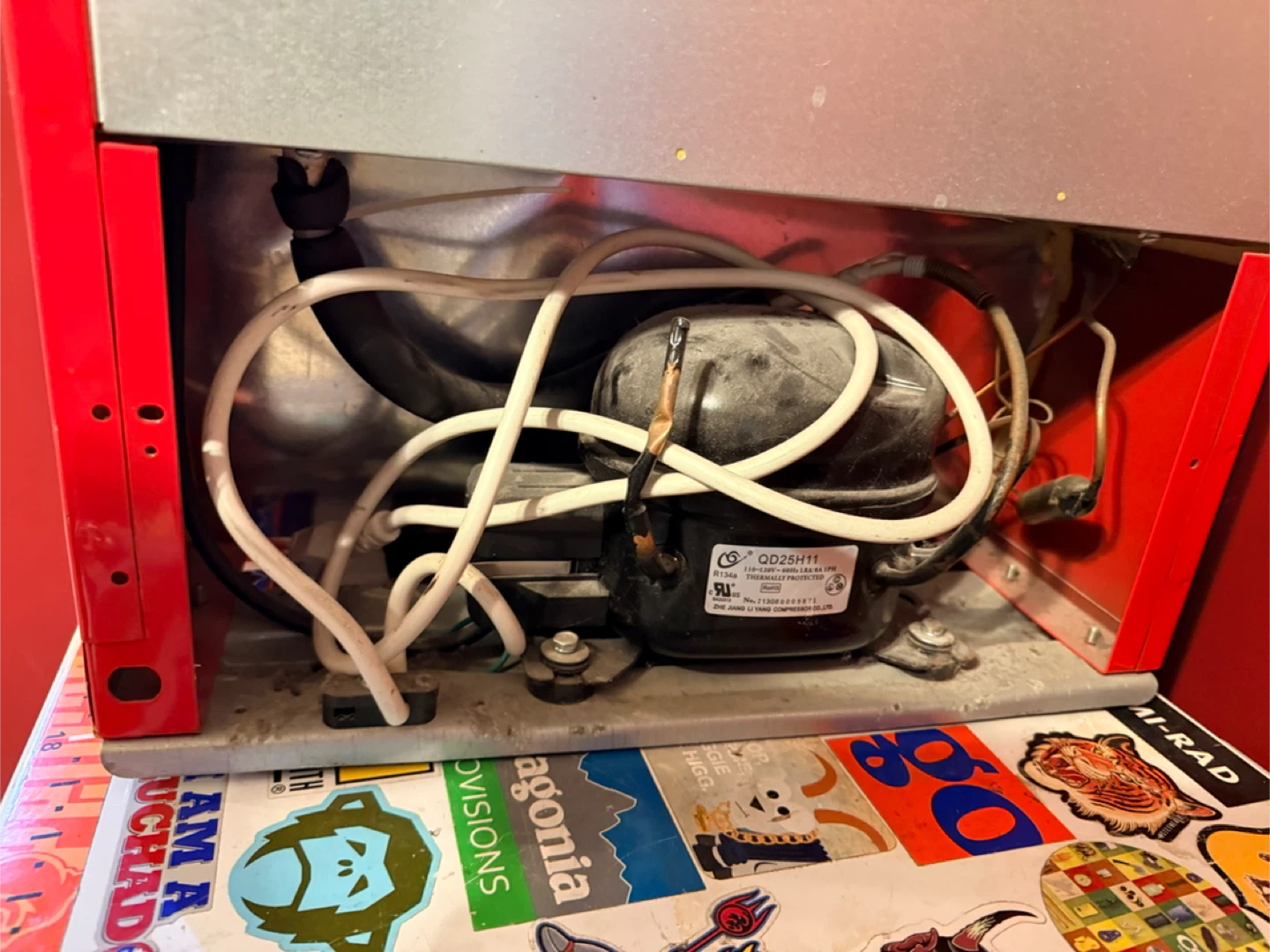 Nostalgia Coca-Cola Mini Fridge - 3.0 cu ft - photo 5