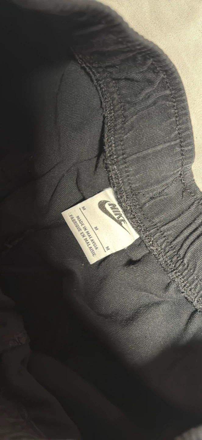 Nike Black Shorts (M) and Shirt (S) - photo 3