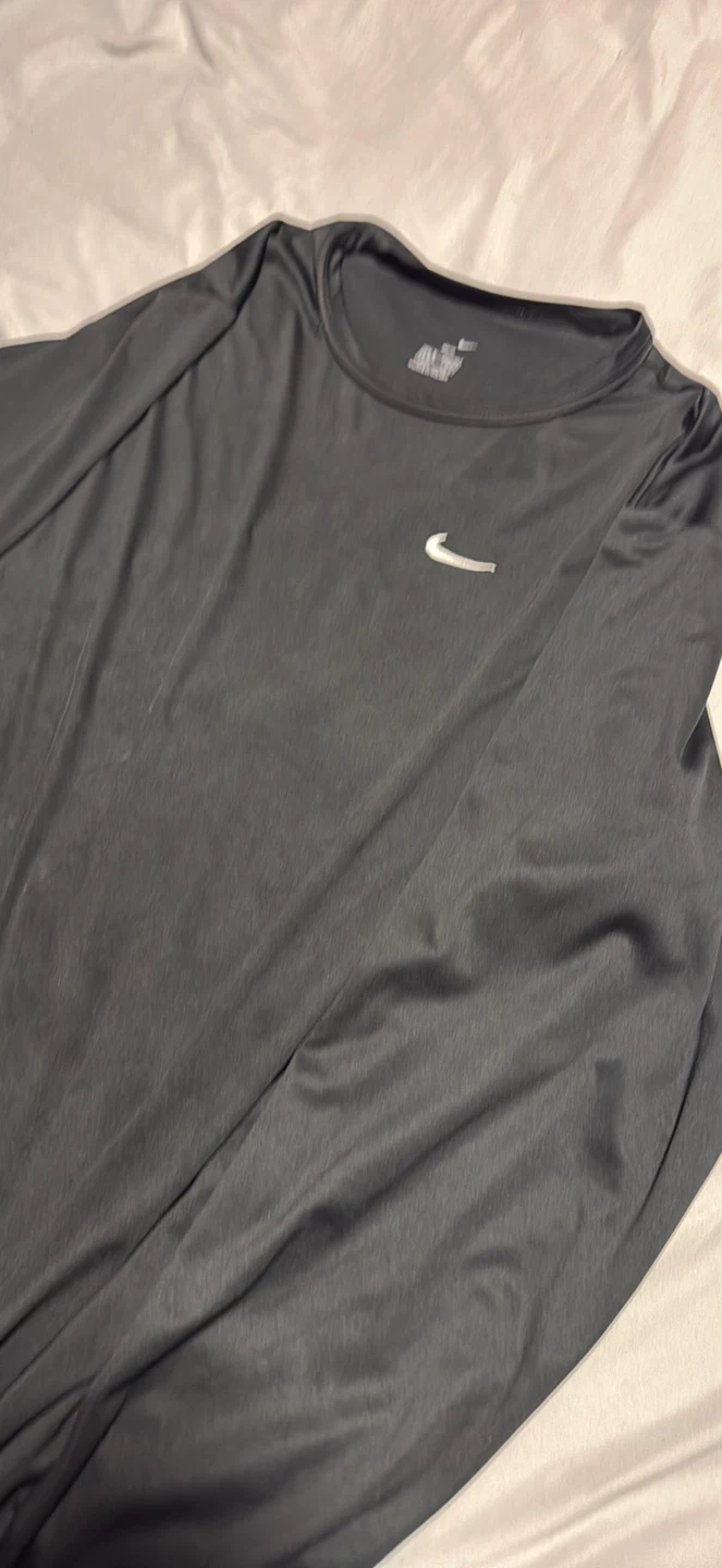 Nike Dri-FIT Long Sleeve Shirt - Size M - photo 2