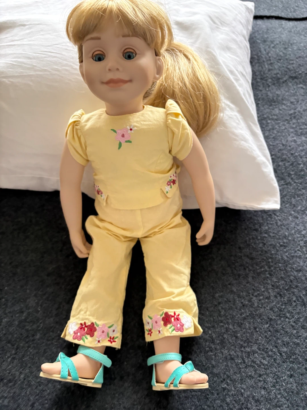 Maplea girl Doll - photo 2