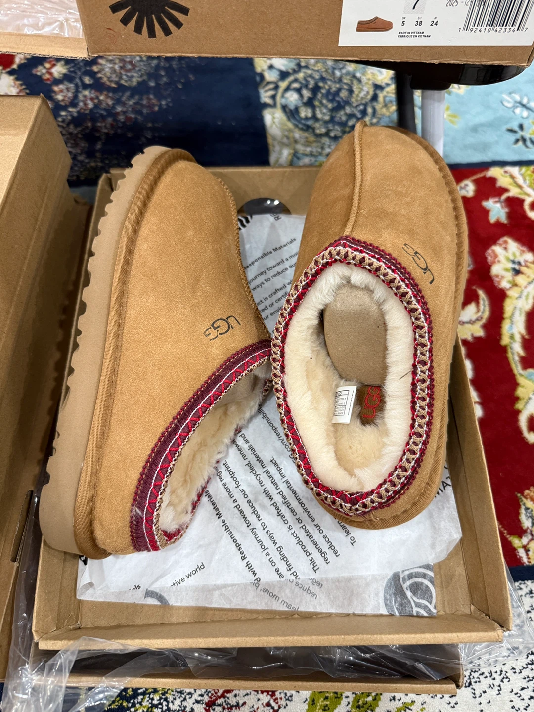 UGG Tasman Women's Slippers - Size 8 and 7 - photo 3