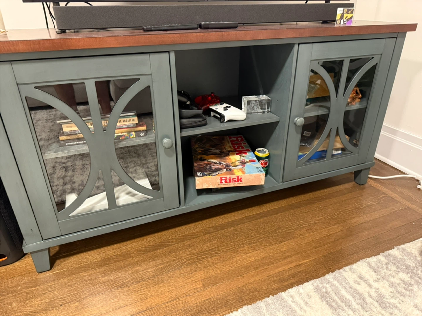 TV stand/console table - photo 3