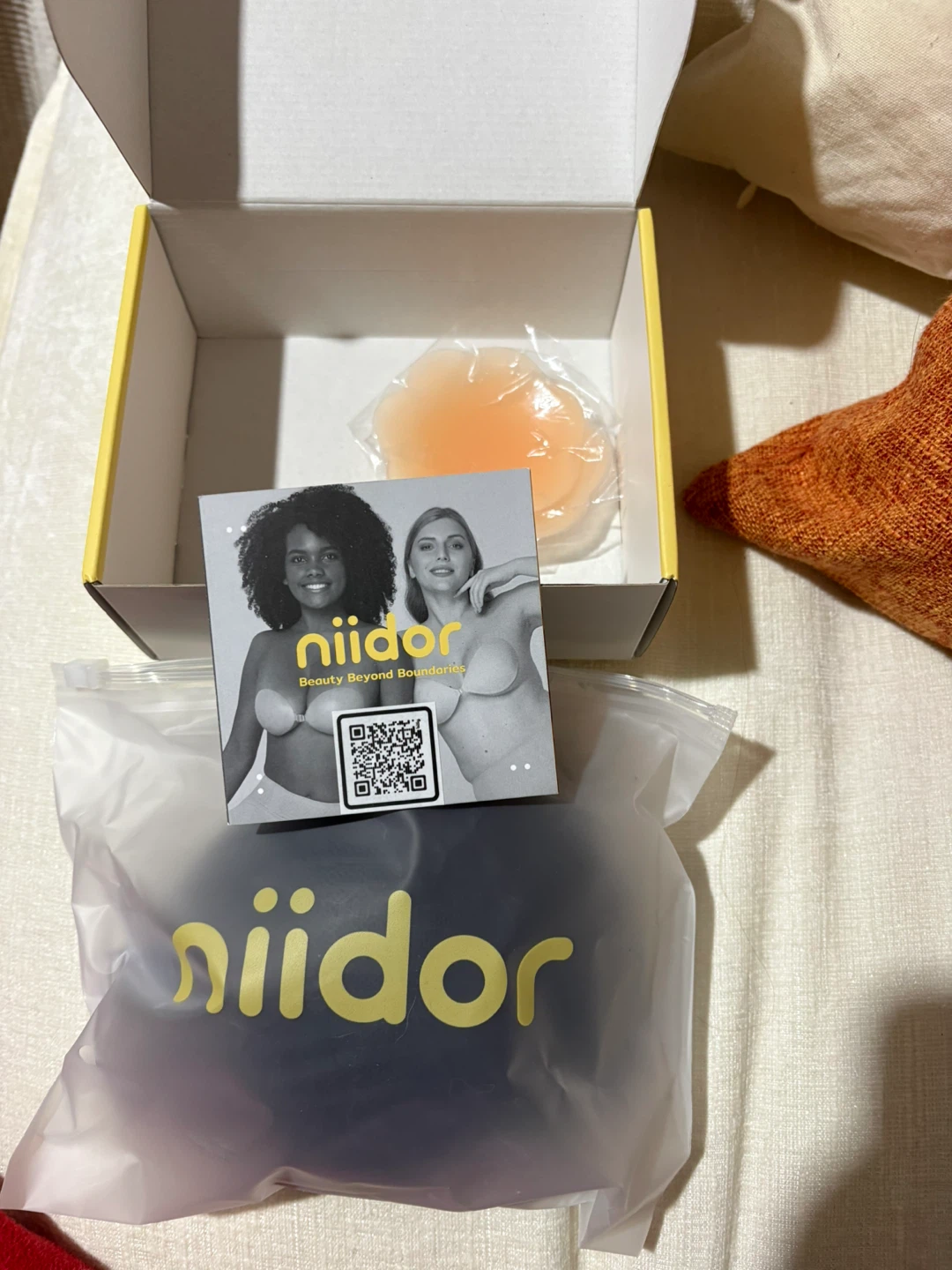 niidor Fabric Strapless Adhesive Bra - New - photo 4