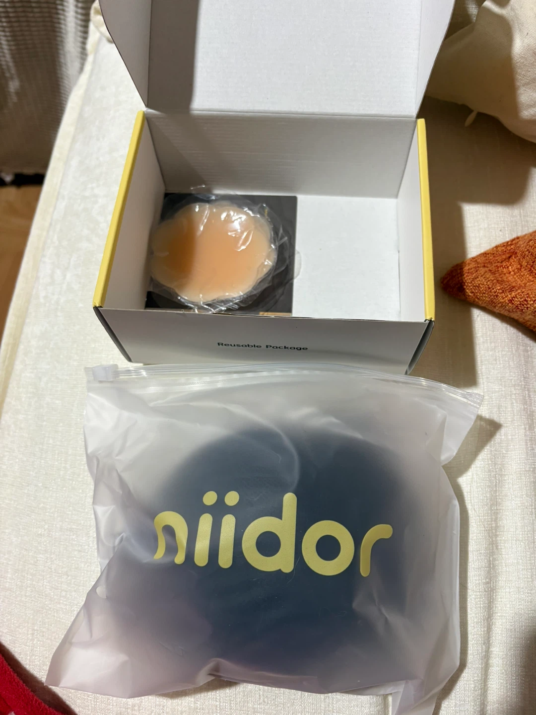 niidor Fabric Strapless Adhesive Bra - New - photo 3