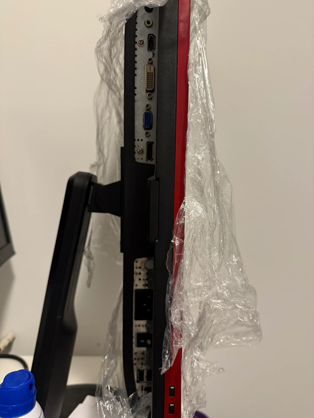 AOC Monitor - photo 2