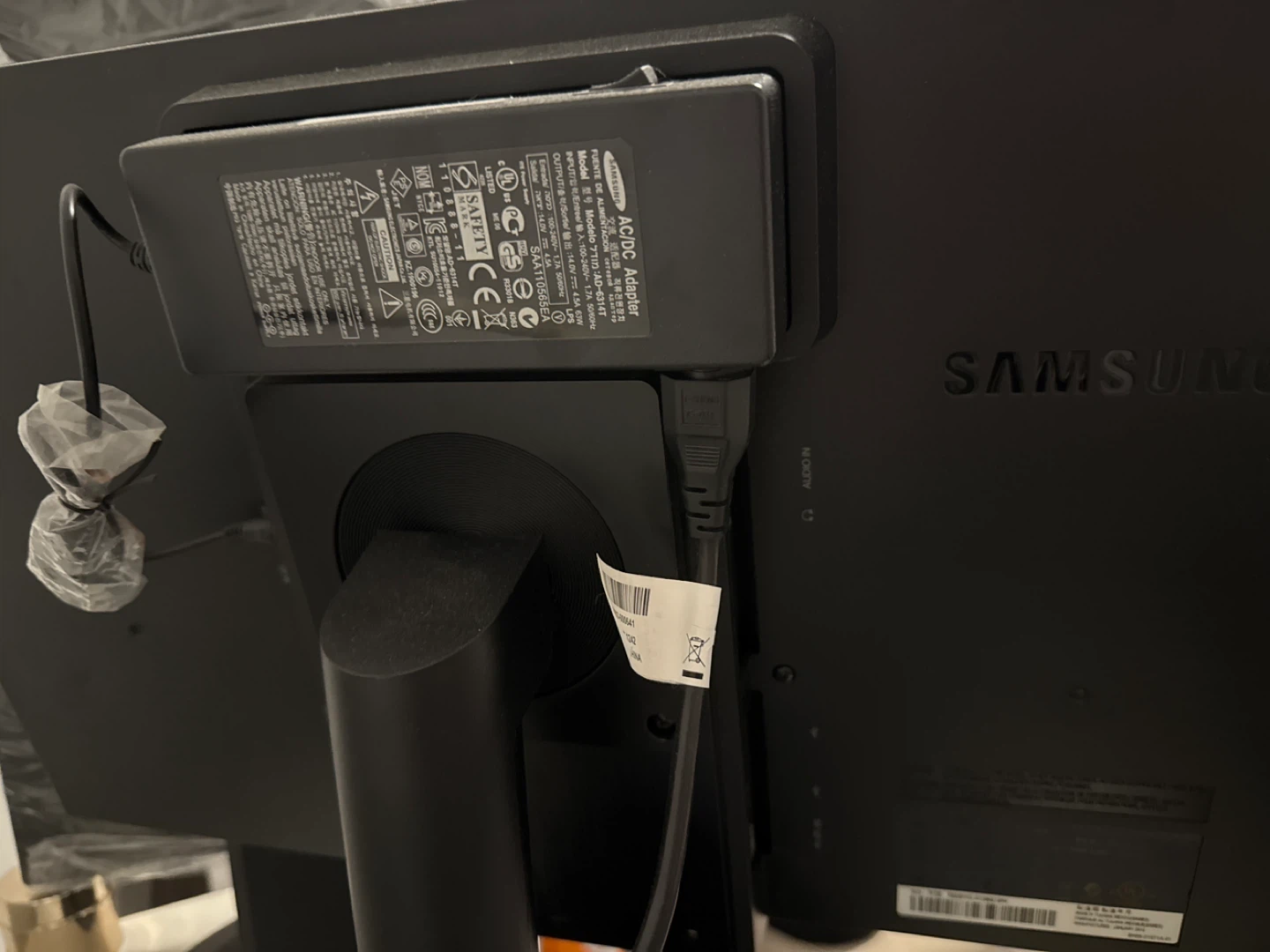 Samsung SyncMaster SA650 Monitor - photo 3