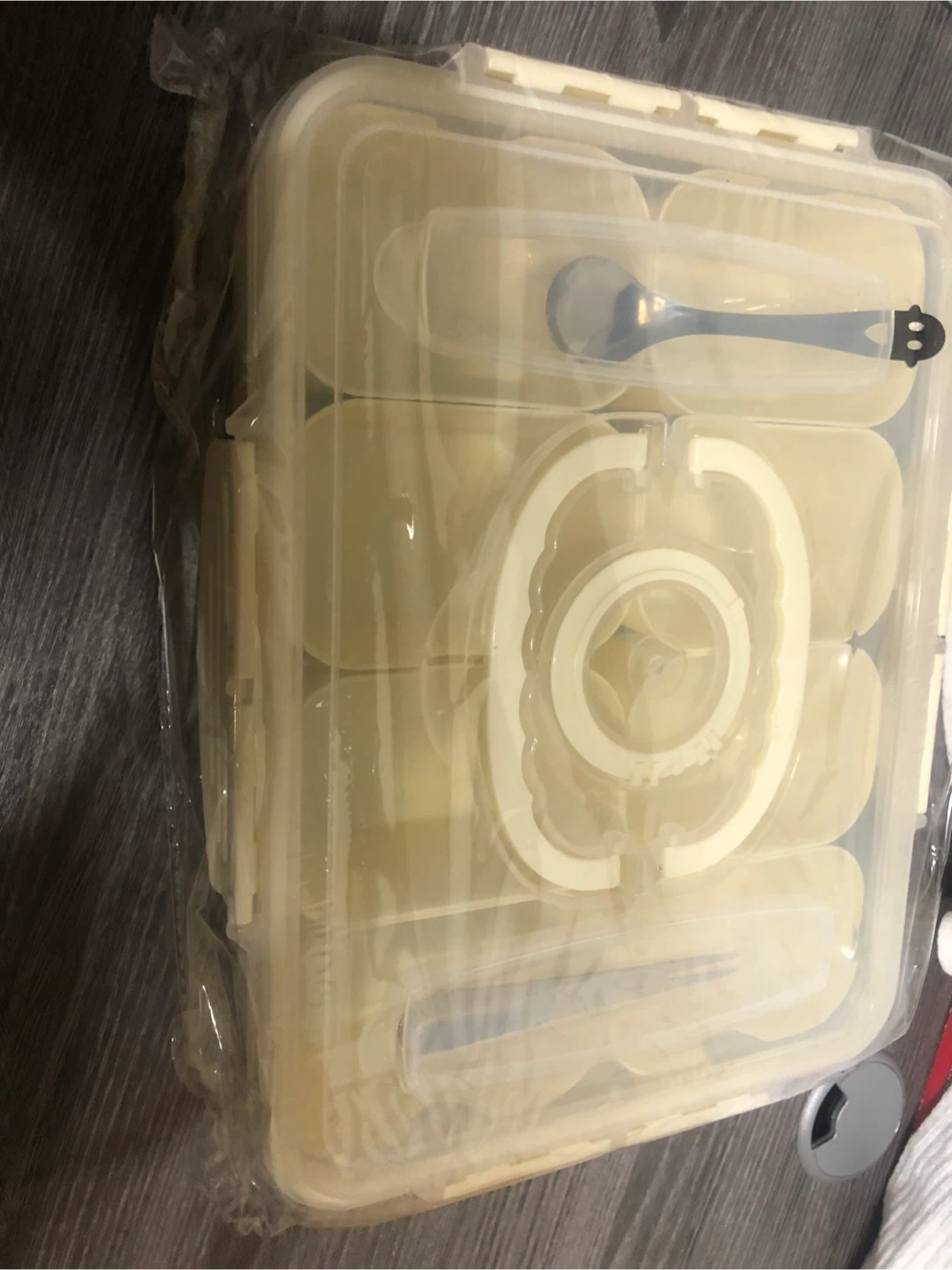 NEW-Divided Food Container with Spoon & Fork - photo 3