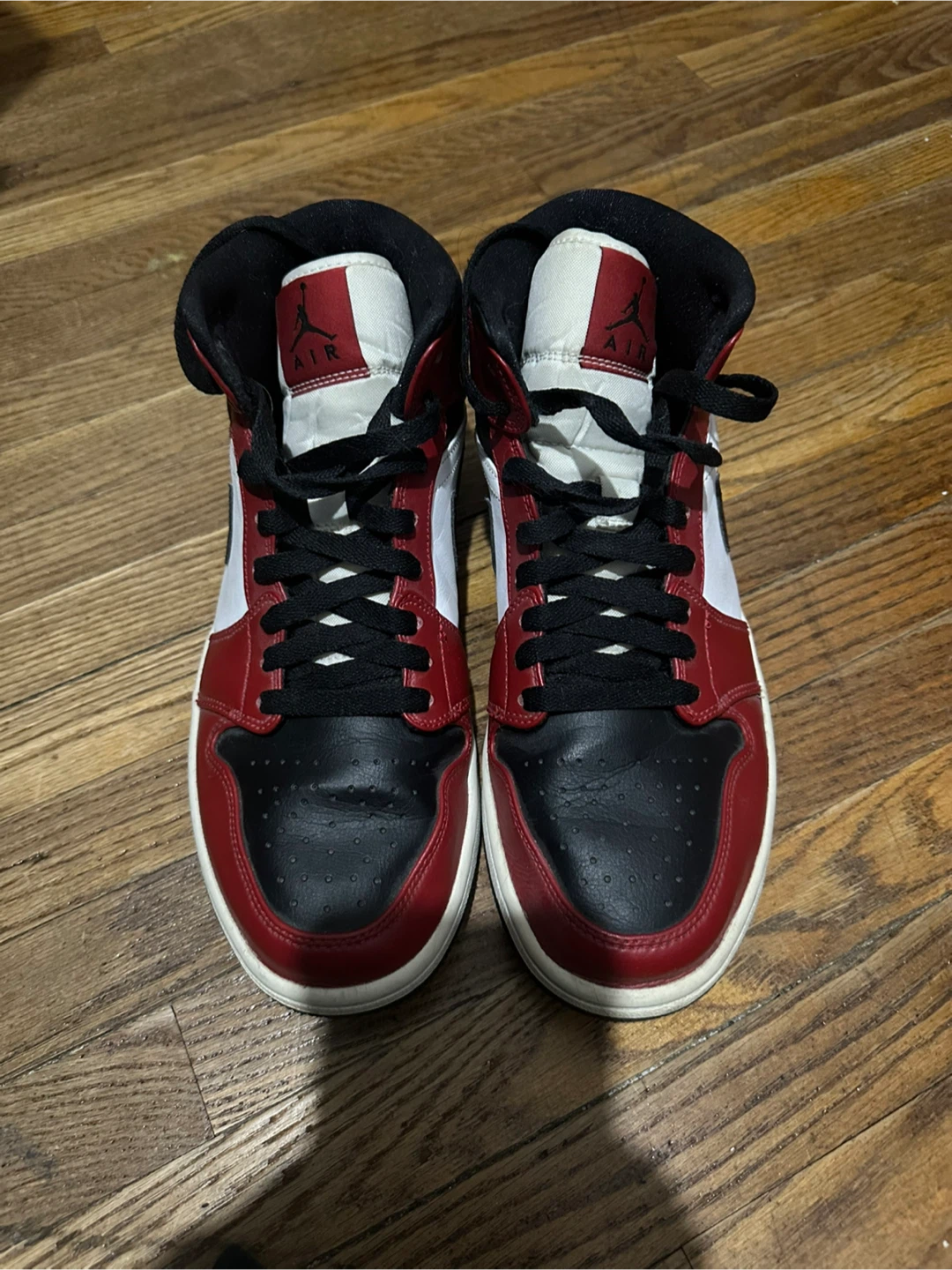 Air Jordan 1 Mid, Red/Black/White