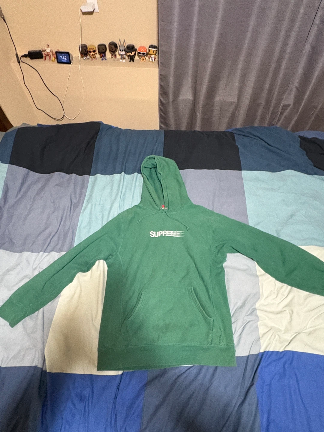 Supreme Hoodie - Green, Size Medium - photo 2