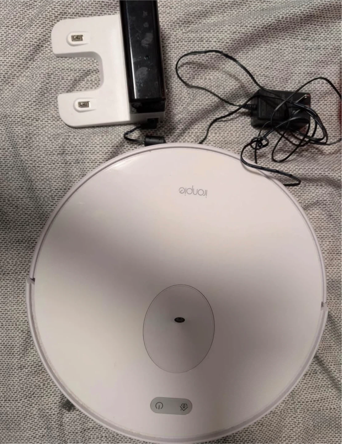 Ironpie Robot Vacuum Cleaner