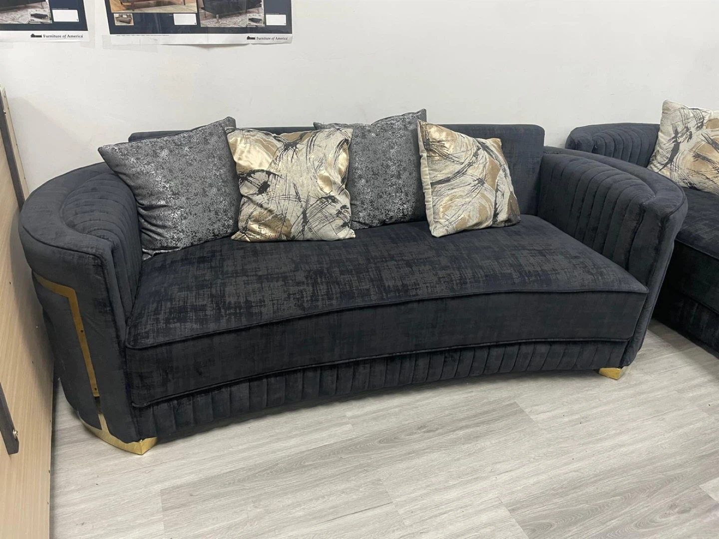 Furniture of America Black Loveseat - photo 3