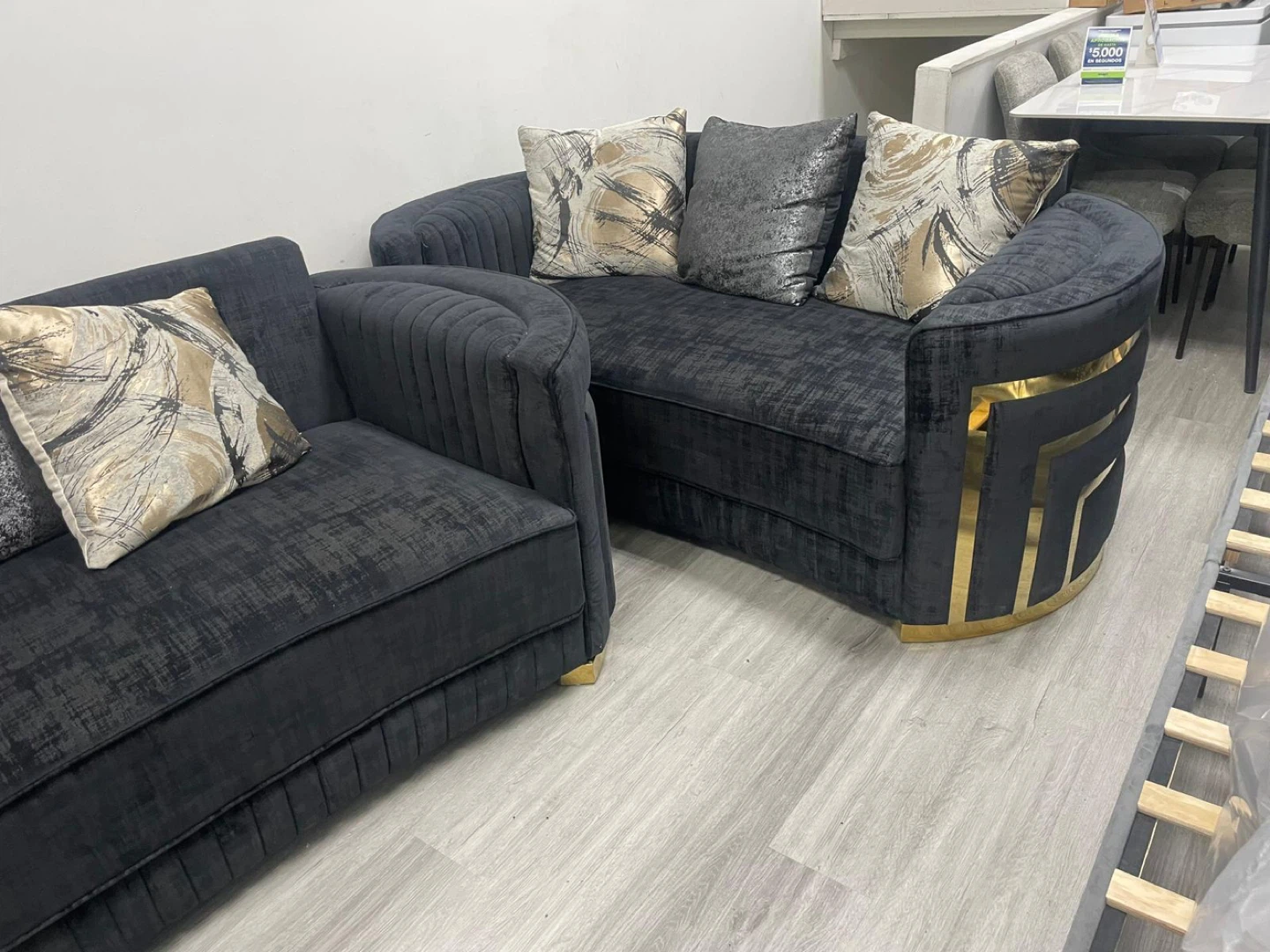 Furniture of America Black Loveseat - photo 4