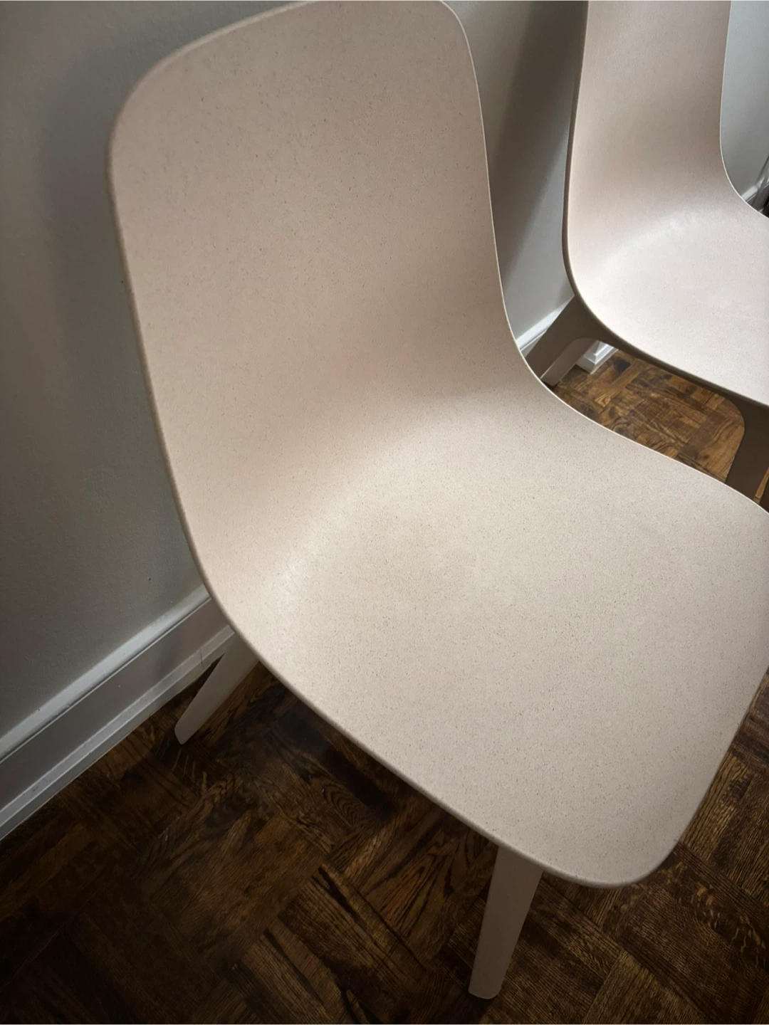 Moving Sale! Ikea Chair (ODGER) - Beige - photo 2