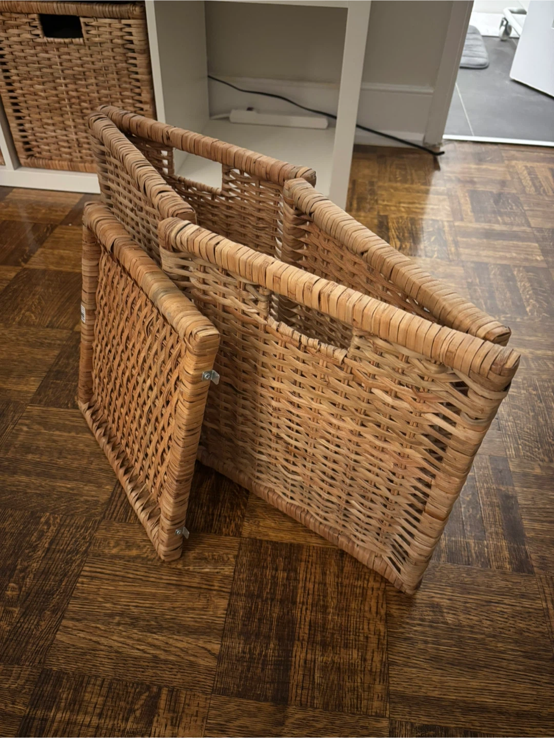 Moving Sale! Ikea Shelf (KALLAX) + 4 Basket (BRANAS) - photo 5