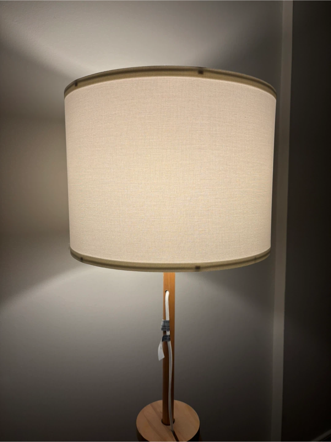 Moving Sale! Ikea Floor Lamp (LAUTERS) - photo 2