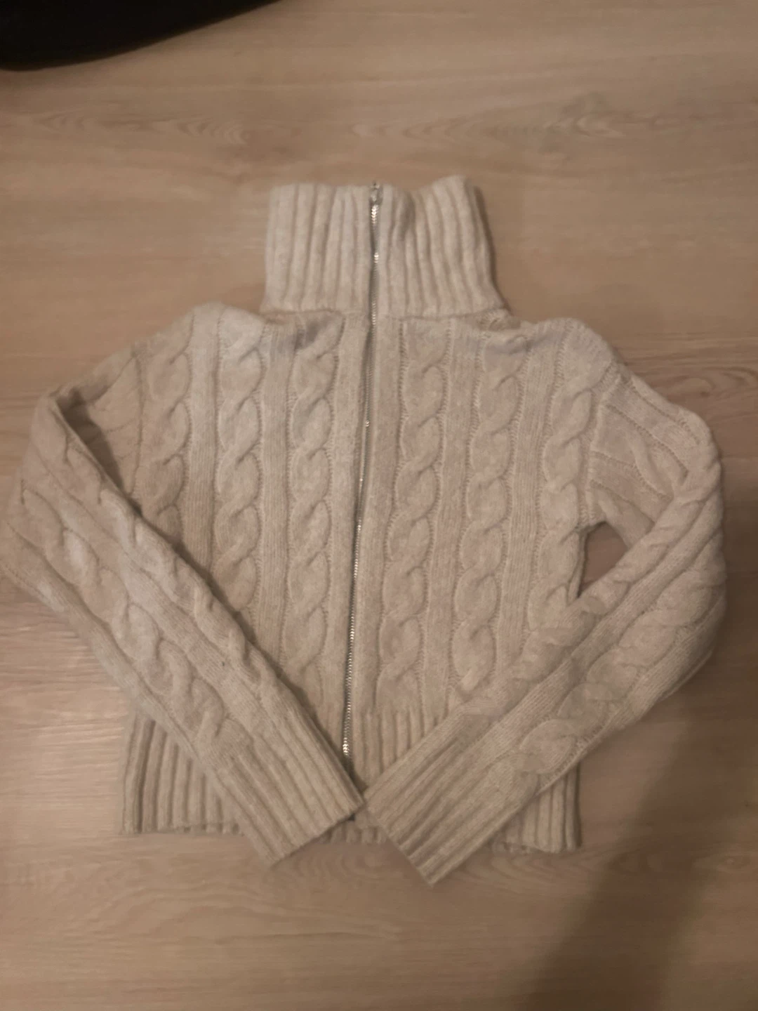 Hollister XS Cable Knit Zip-Up Sweater - photo 2
