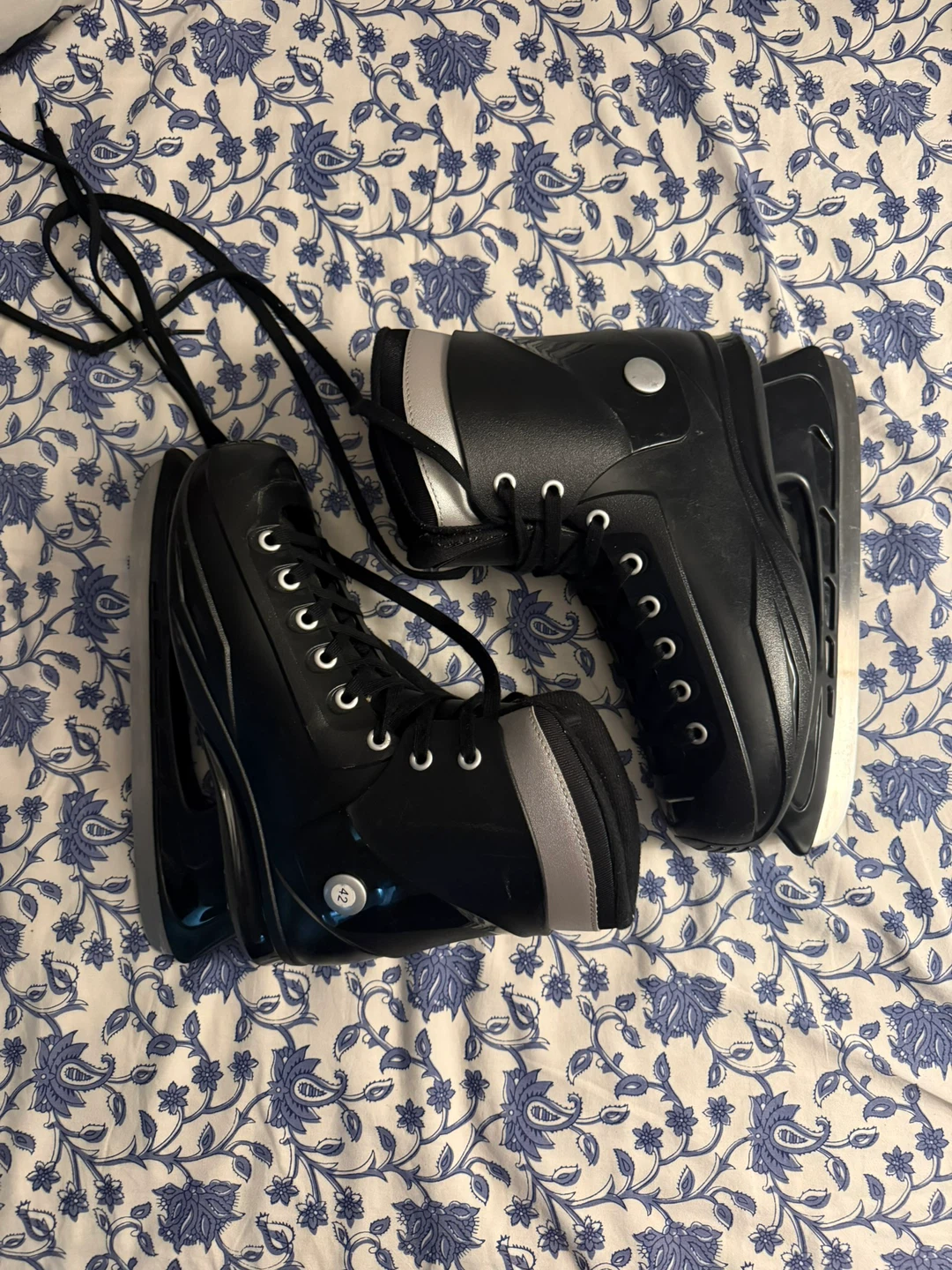 Oxelo Ice Skates Size 42
