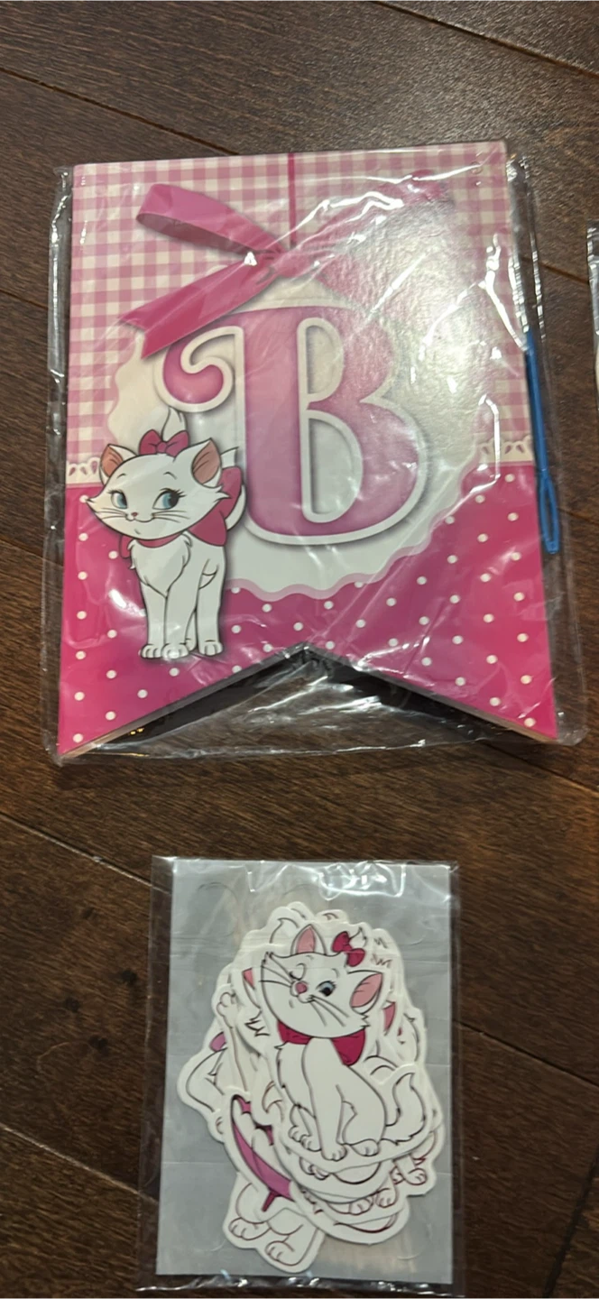 Marie Cat Birthday Party Decorations - photo 2