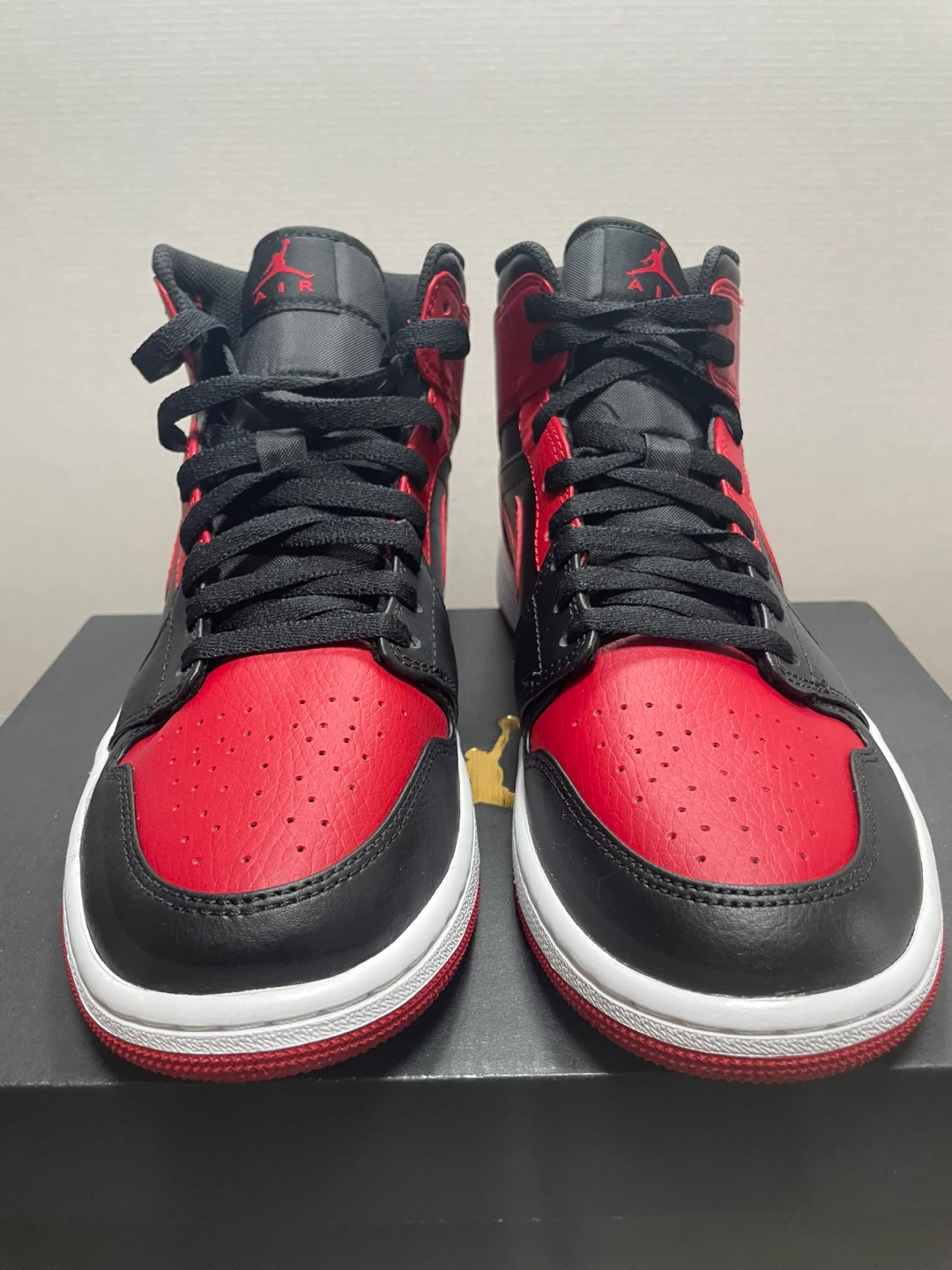 Air Jordan 1 Mid Black/Red - photo 2